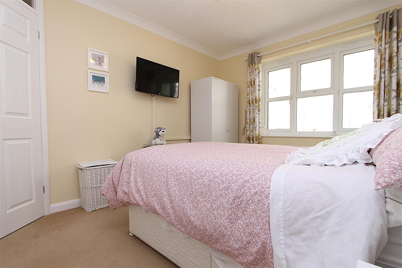 Skylark Way, Kidderminster